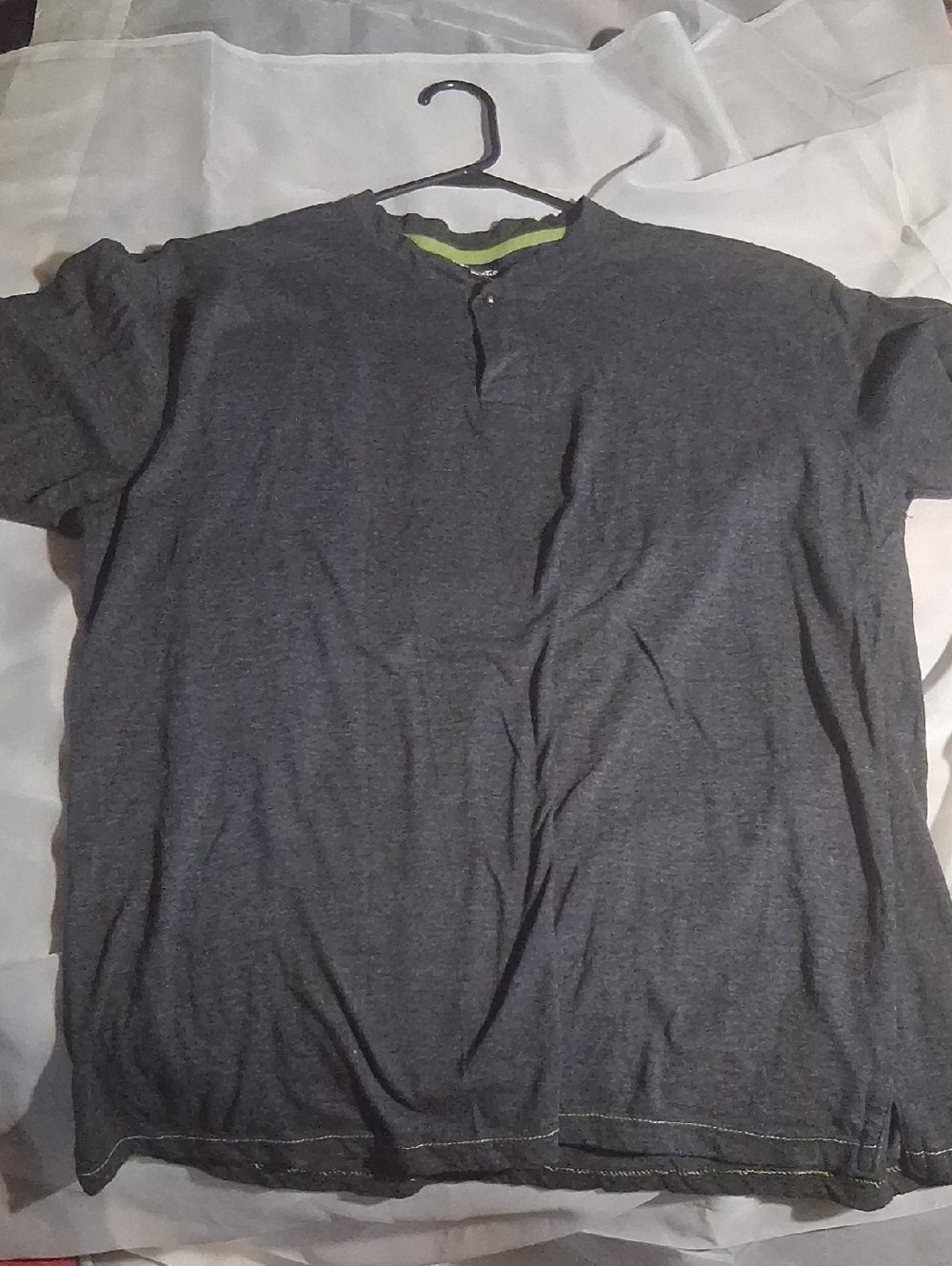Van Heusen Gray Short-Sleeve Henley with Lime Neck Trim